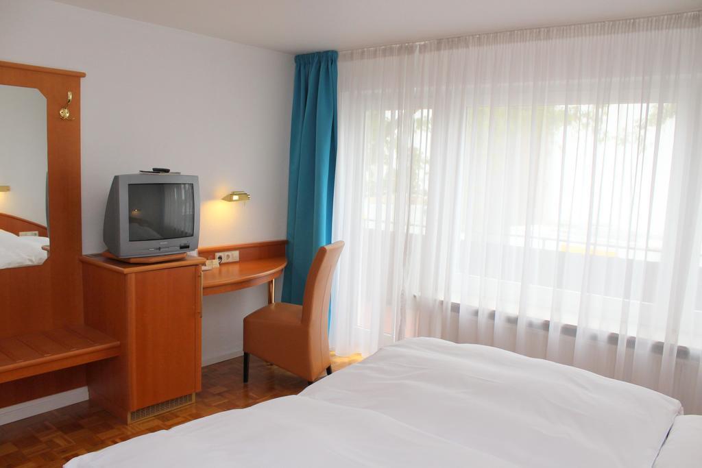 Hotel Sonne Leinfelden-Echterdingen Rom bilde